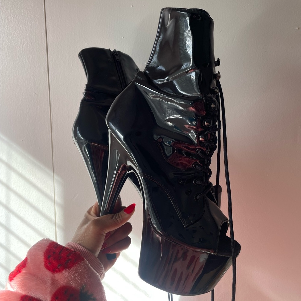 Worn Pleaser Ankle Boots